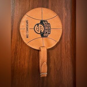 Vintage Rare Seattle SuperSonics Spalding Leather Luggage Travel Bag Tag